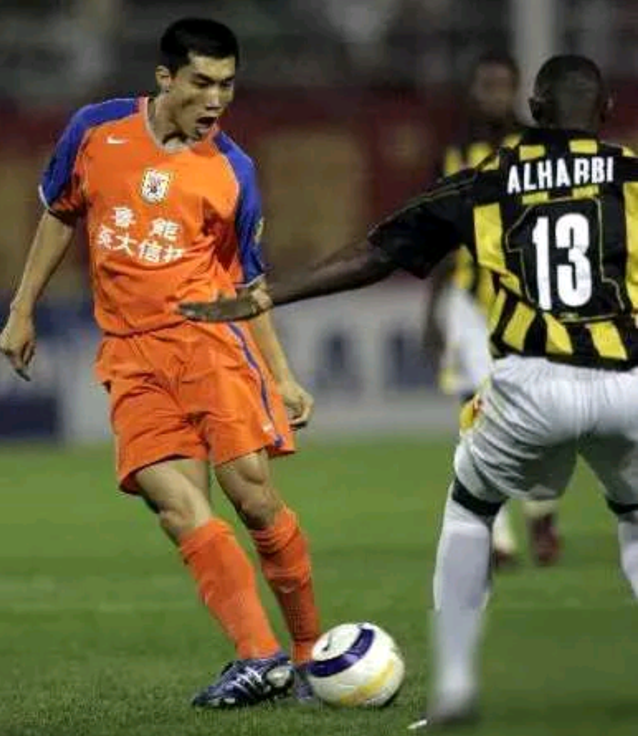 冲刺阶段体能课后；休斯敦火箭远射贴柱备战亚冠；悬念犹存；球探报告显示潜力的简单介绍