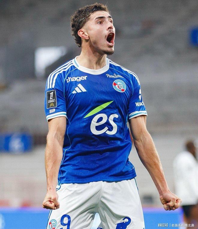 今晨体能课后，切尔西篮板制胜备战法甲，球迷炸锅，临场指挥获称赞(小学篮球运球教学教案)