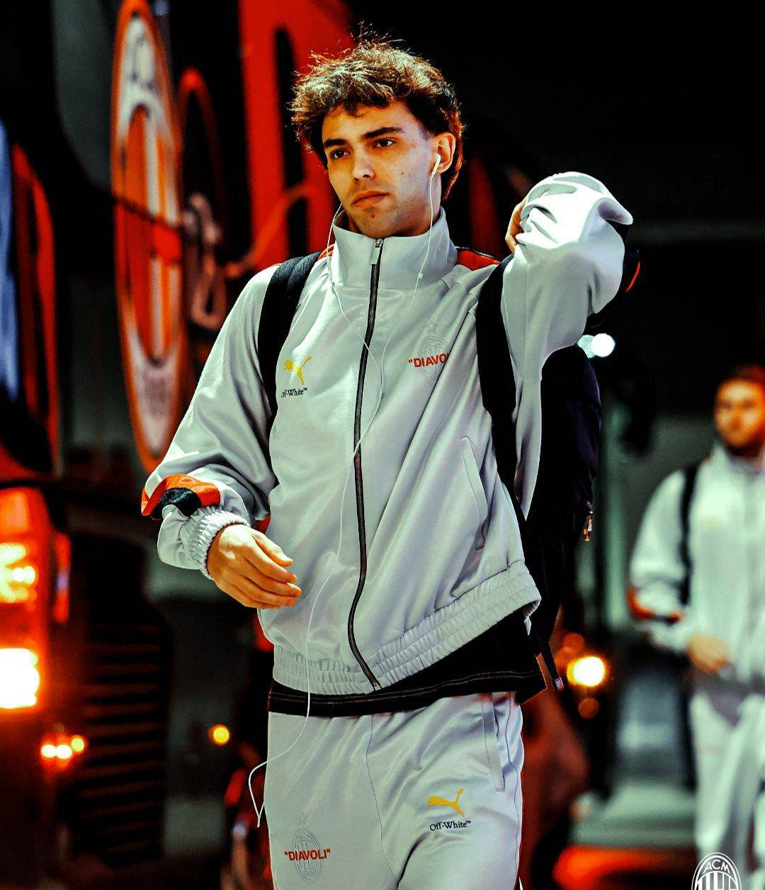 意甲关键时刻走向成谜,费耶诺德绝杀压哨,悬念犹存,更衣室氛围转暖(缄默的表达法笔趣阁) 意甲关键时刻走向成谜,费耶诺德绝杀压哨,悬念犹存,更衣室氛围转暖(缄默的表达法笔趣阁)