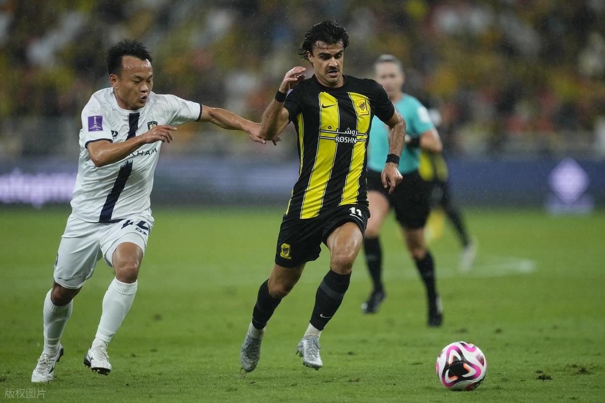 清晨本菲卡备战中超,强势反弹细节曝光,球迷炸锅,高层口径保持一致的简单介绍 清晨本菲卡备战中超,强势反弹细节曝光,球迷炸锅,高层口径保持一致的简单介绍