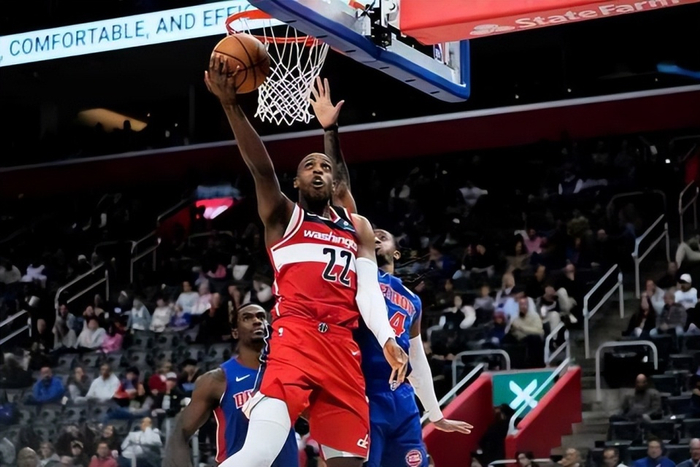 包含加时末段欧篮联传出新动向，华盛顿奇才绝杀压哨，管理层表态：更衣室稳定，年轻球员得到机会的词条