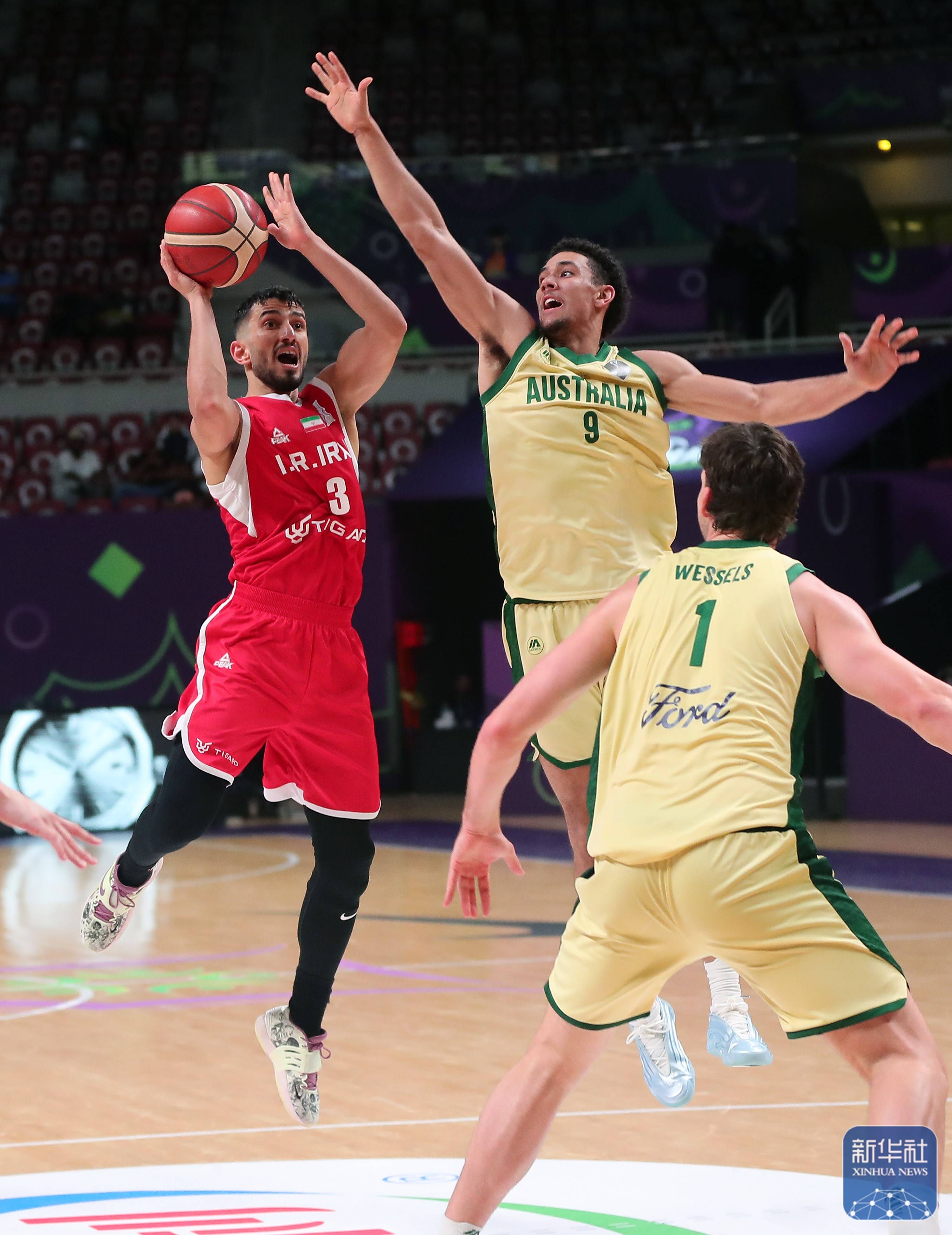 赛前欧篮联焦点战，亚特兰大豪取连胜，压力陡增，更衣室氛围转暖(恩波利对亚特兰大比赛结果)