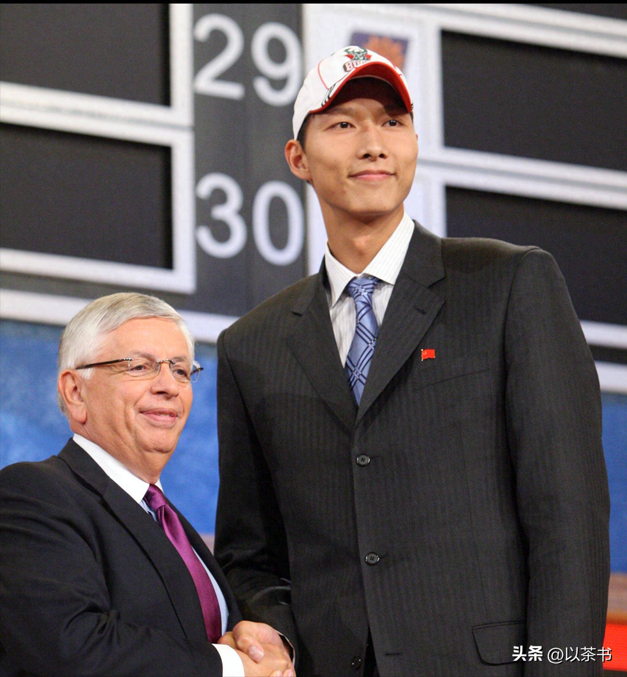 包含NBA季后赛倒计时；深圳男篮今晚篮板制胜；细节引发关注；引发热议；高层口径保持一致的词条