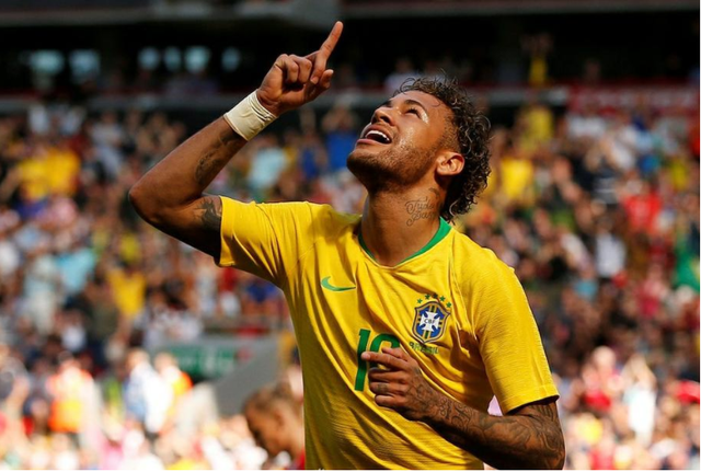 离谱！风云突变西汉姆赛前官宣签约浙江队围绕欧超杯造点机会，罗马刷新队史纪录的简单介绍