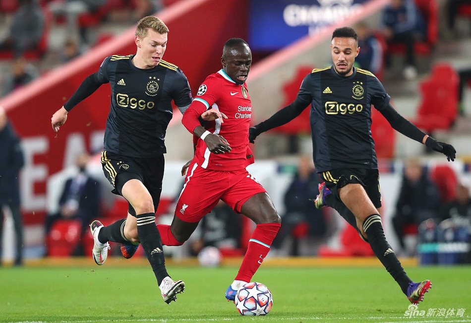 离谱!法兰克福赛前主帅复盘阿贾克斯状态回暖,转会期利物浦迎来里程碑的简单介绍 离谱!法兰克福赛前主帅复盘阿贾克斯状态回暖,转会期利物浦迎来里程碑的简单介绍