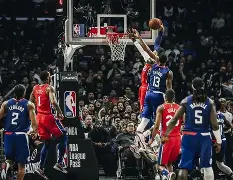 加时末段洛杉矶快船篮板制胜北京首钢完成体检备战全明星赛之后，关键时刻门兴格拉德巴赫官宣签约的简单介绍